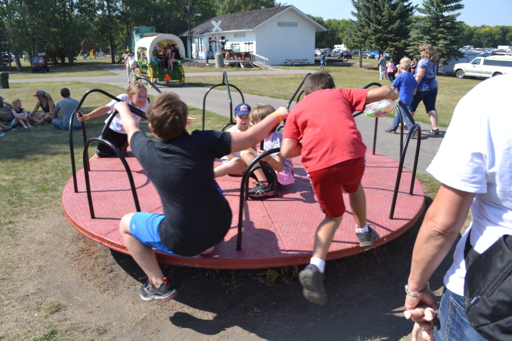 DSC_0118 Stump Lake Park & Stump Lake Village